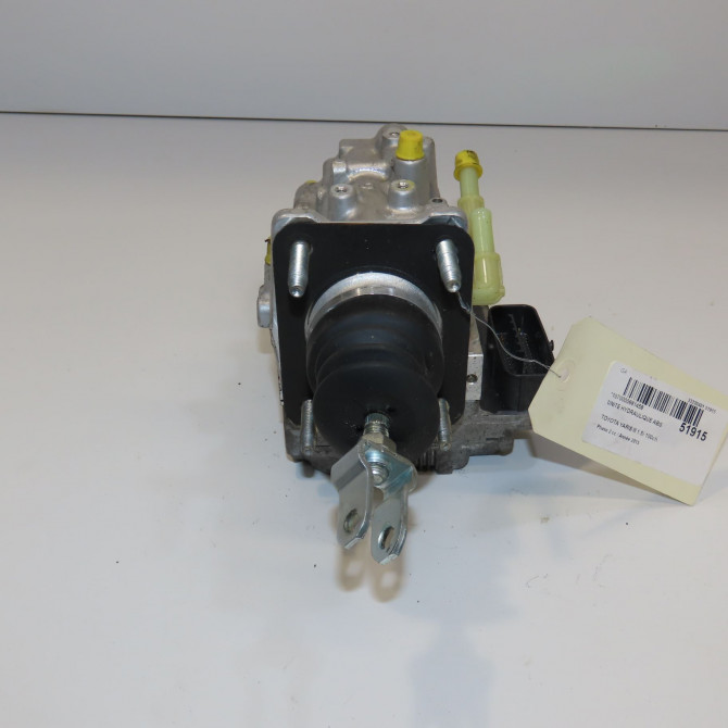 Unité hydraulique ABS occasion TOYOTA YARIS III Phase 2 06-2014->... 1.5i 100ch hybride 3