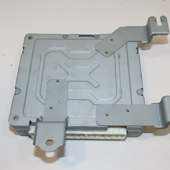 Boitier impulsion leve-glace occasion JAGUAR XJ III C2C1407 2