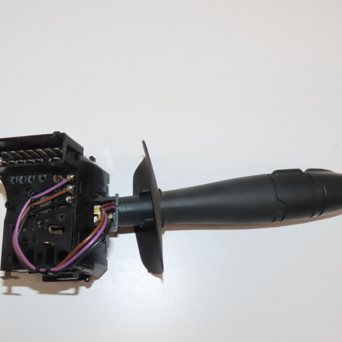 Commande clignotant occasion RENAULT SCENIC I Phase 1 09-1996->08-1999 1.9 DTI 100ch 7701047552 2