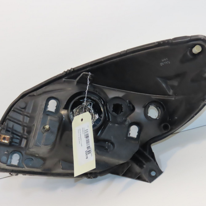Phare droit occasion DACIA SANDERO I Phase 1 06-2008->10-2012 1.4 MPI 75ch 8200733877 2