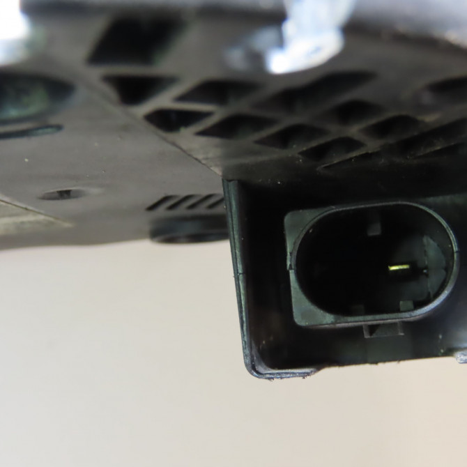 Alternateur occasion  9068306 5