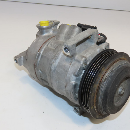 Compresseur air conditionne occasion  8304202