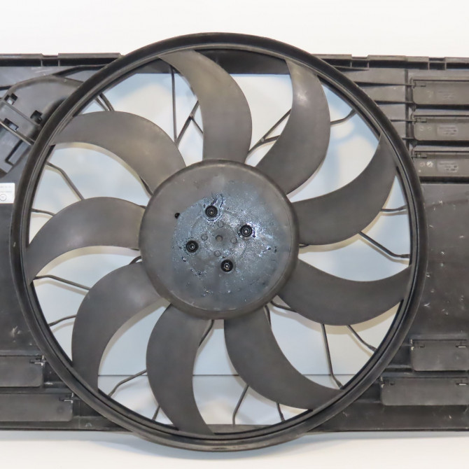 Ventilateur de refroidissement occasion  2479060200 2