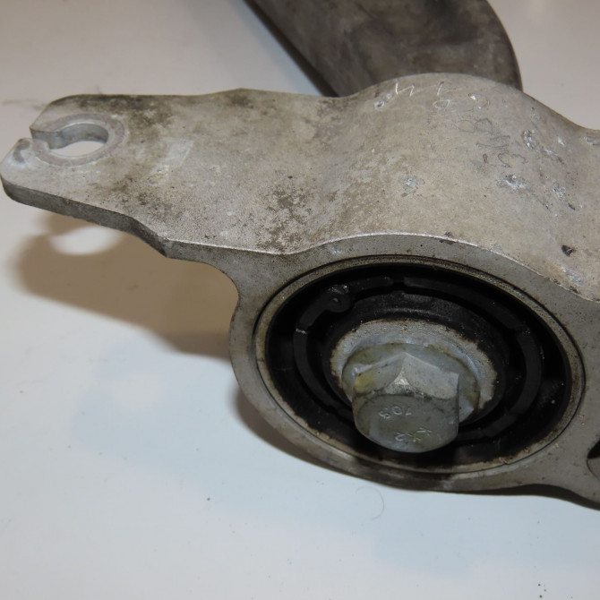 Triangle inf avg occasion  1773300100 5