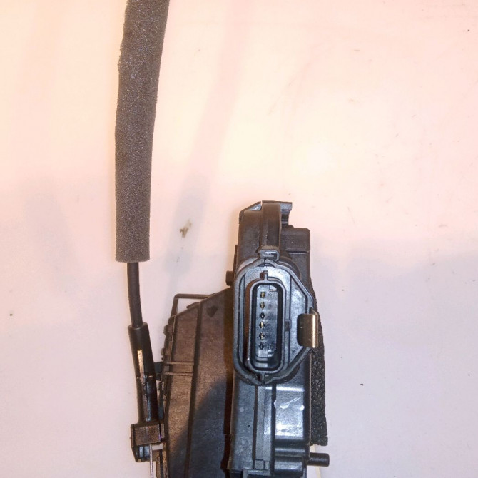 Serrure porte ard occasion RENAULT CLIO V 825007311R 2