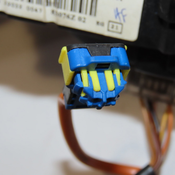 Bloc commodos occasion PEUGEOT 208 208 Phase 1 2012-03-01->2015-09-30 1.4 HDI 68ch 98081769ZD 5