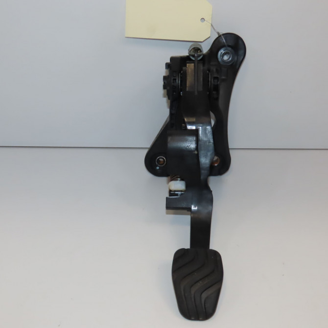 Pedale embrayage occasion  465407640R 1