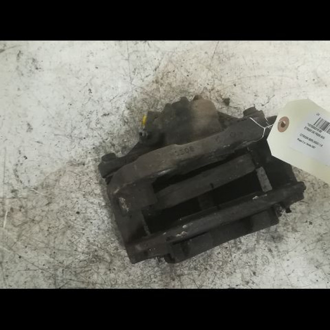 Etrier de frein avant gauche occasion CITROEN BERLINGO I Phase 2 11-2002->10-2010 1.6 HDi 75ch 4400R6 1