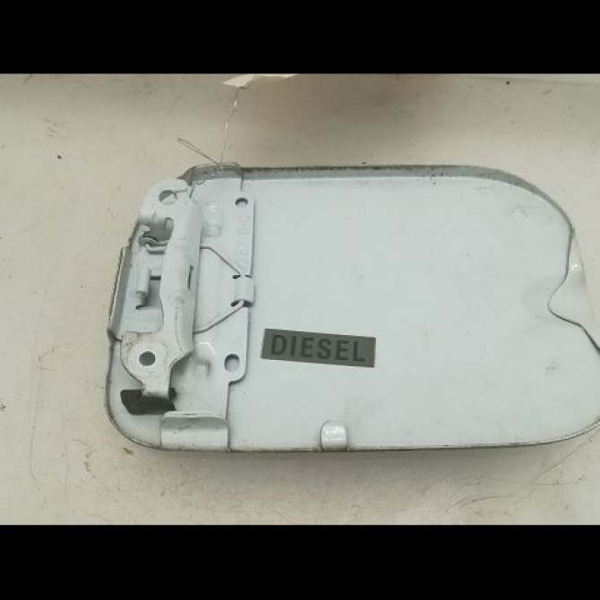 Volet de trappe carburant occasion CITROEN C4 II Phase 1 10-2010->01-2015 1.6 HDi 110ch 1517J1 2