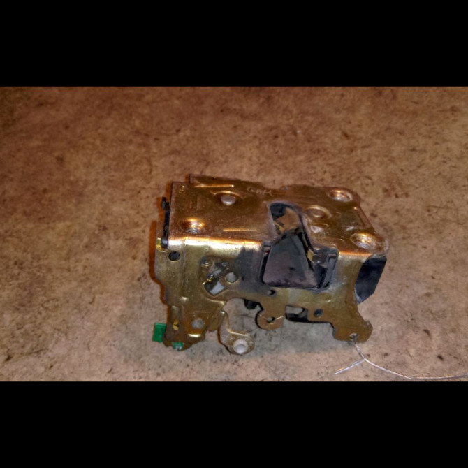 Serrure porte avd occasion RENAULT TWINGO I Phase 1 04-1993->08-1998 1.2i 55ch 7701058531 2