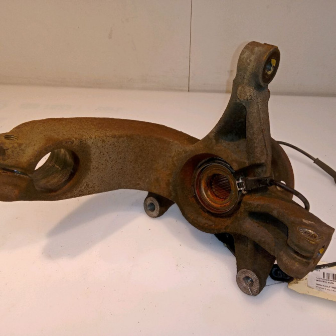 Moyeu avd occasion RENAULT MEGANE II Phase 2 01-2006->06-2009 1.5 DCI 85ch 402022048R 2