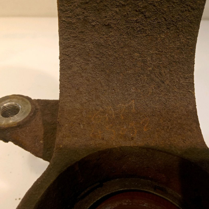 Moyeu avd occasion RENAULT MEGANE II Phase 1 09-2003->12-2005 1.6 16v 402022048R 3