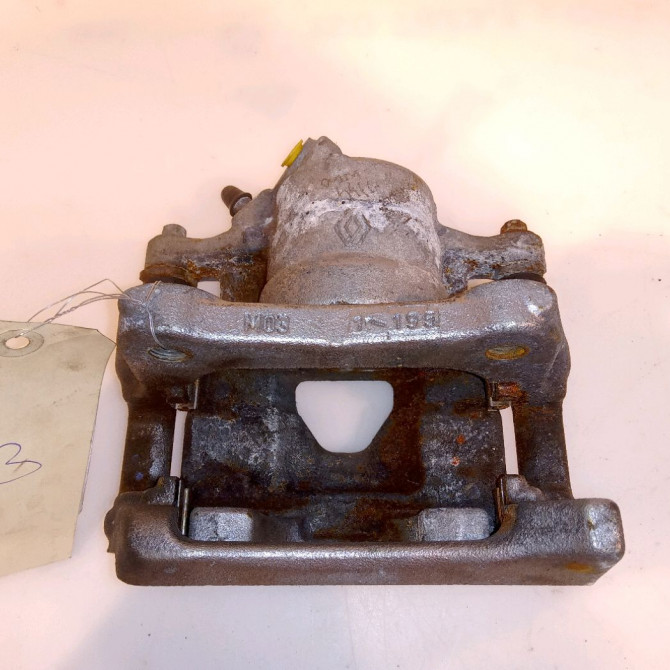 Etrier de frein avant gauche occasion RENAULT CLIO V 410111208R 2