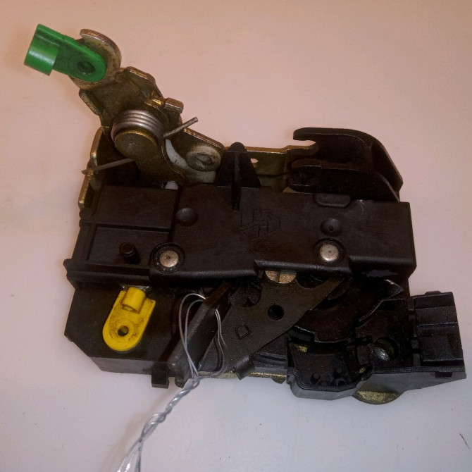 Serrure porte avd occasion RENAULT TWINGO I Phase 1 04-1993->08-1998 1.2i 55ch 7701058531 3