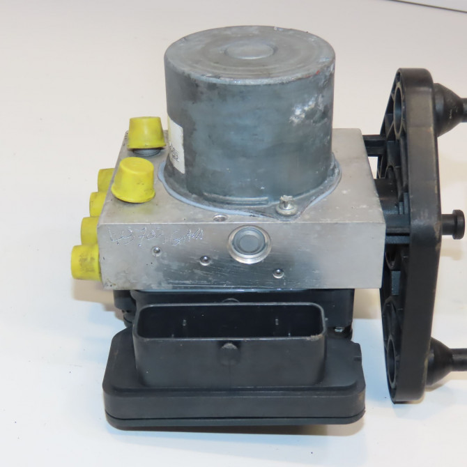 Unité hydraulique ABS occasion MERCEDES SPRINTER II 9079002504 2