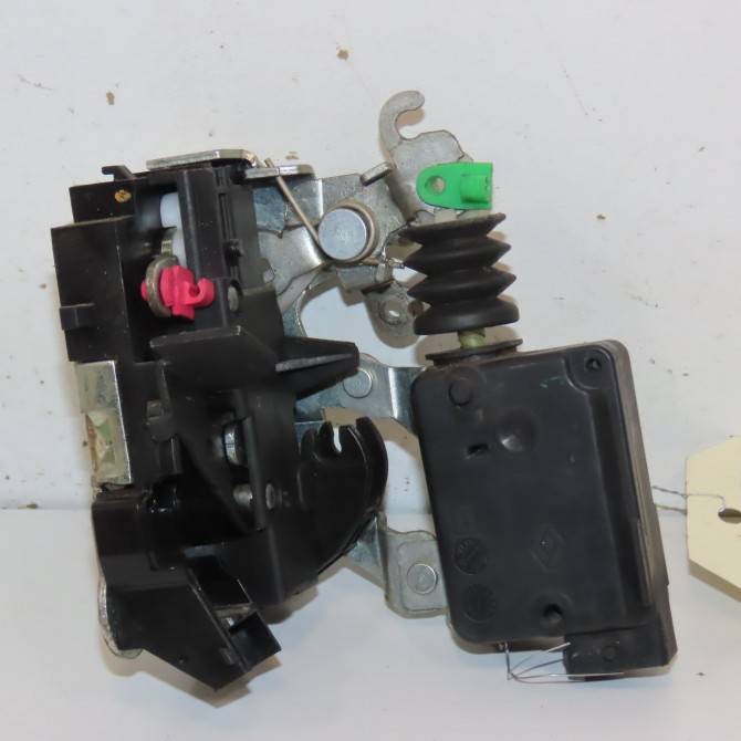 Serrure porte avd occasion RENAULT TWINGO I Phase 3 08-2000->06-2007 1.2i 7701058531 1