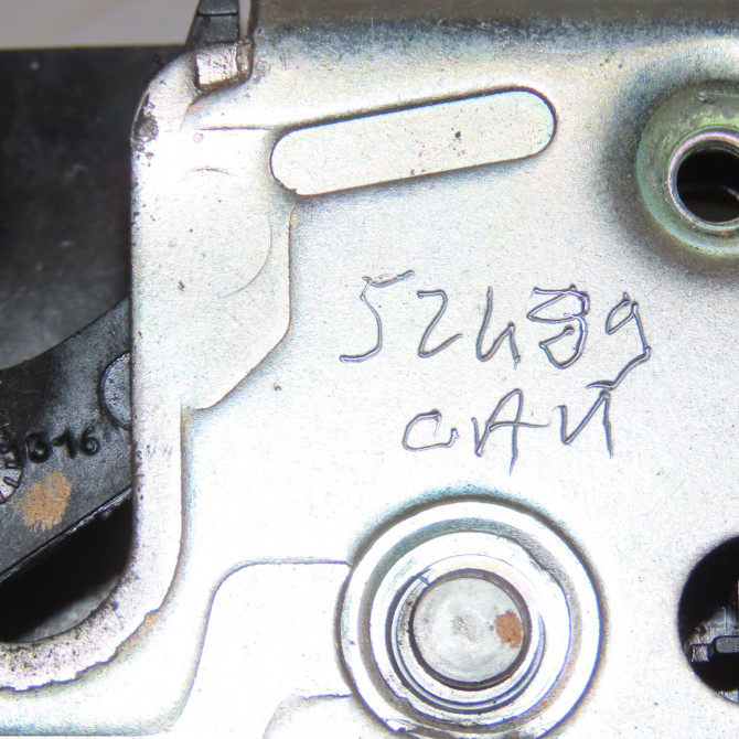 Serrure porte avd occasion RENAULT TWINGO I Phase 3 08-2000->06-2007 1.2i 7701058531 4