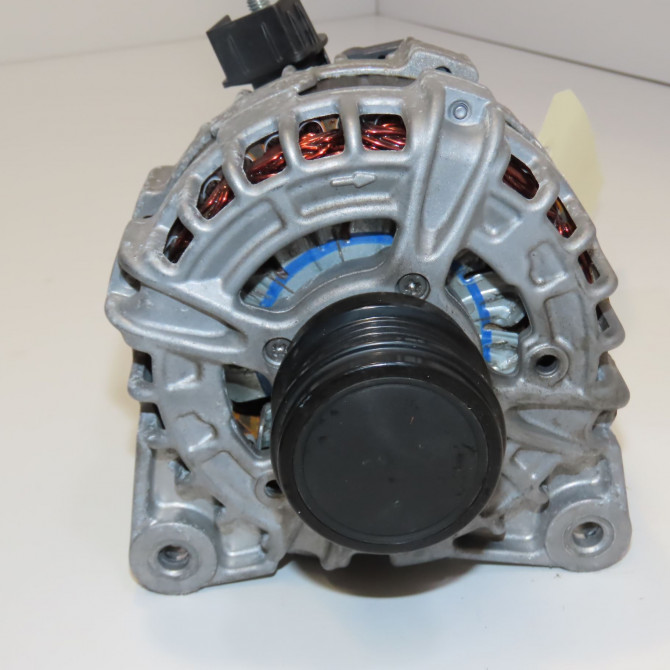 Alternateur occasion  231009076R 2