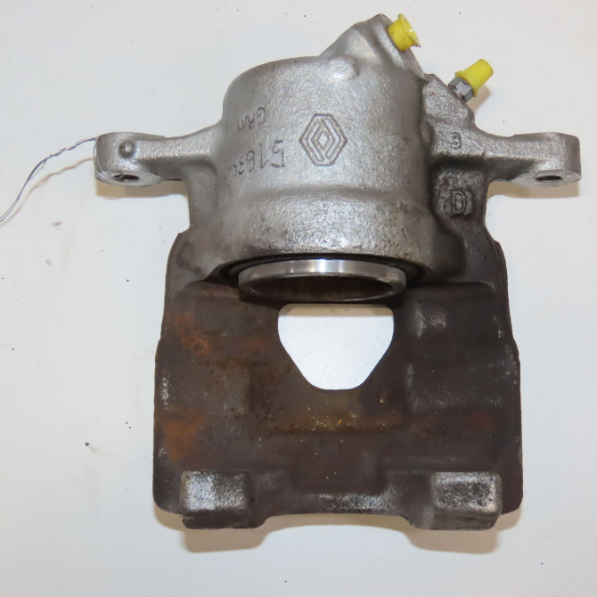 Etrier de frein avant droit occasion  410016702R 4