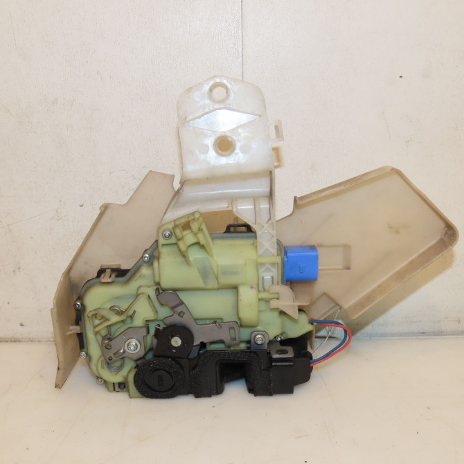 Ceinture avant gauche occasion VOLKSWAGEN POLO IV Phase 2 05-2005->09-2009 1.4 TDI 70ch 6Q4857705MRAA 2