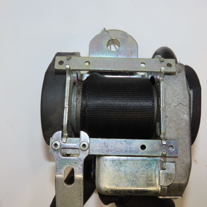 Ceinture avant gauche occasion VOLKSWAGEN POLO IV Phase 2 05-2005->09-2009 1.4 TDI 80ch 6Q4857705MRAA 2