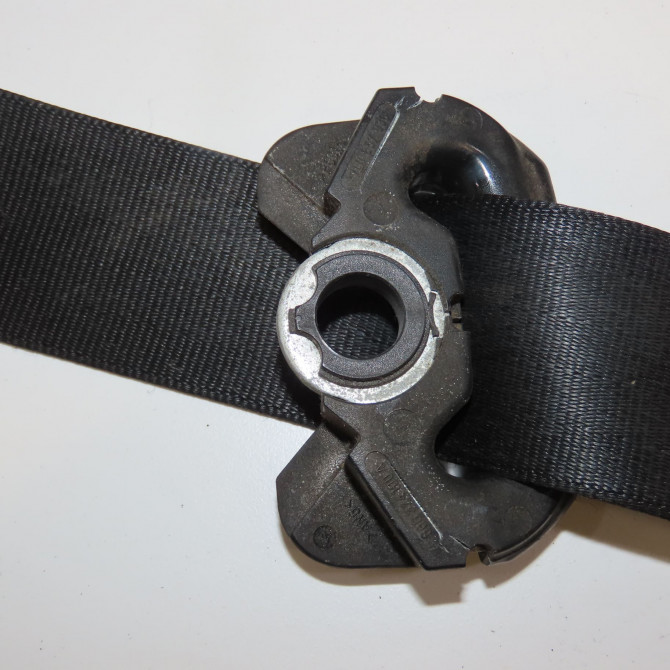 Ceinture avant gauche occasion VOLKSWAGEN POLO IV Phase 2 05-2005->09-2009 1.4 TDI 80ch 6Q4857705MRAA 6