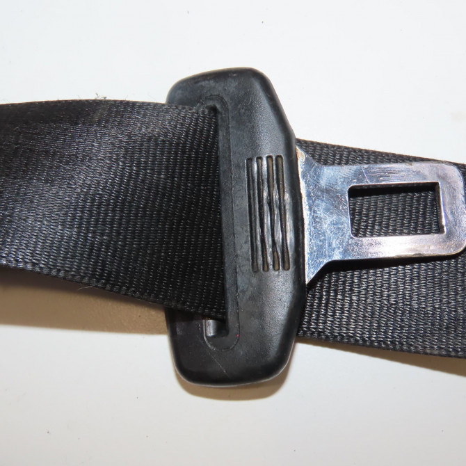 Ceinture avant gauche occasion VOLKSWAGEN POLO IV Phase 2 05-2005->09-2009 1.4 TDI 80ch 6Q4857705MRAA 7