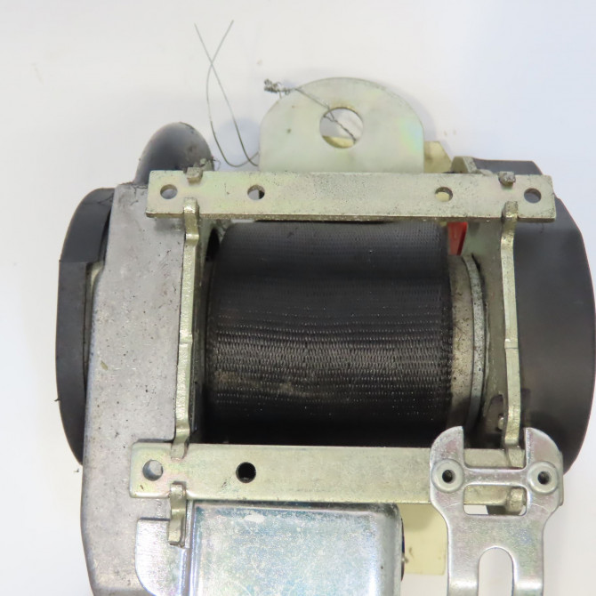 Ceinture avant droite occasion VOLKSWAGEN POLO IV Phase 2 05-2005->09-2009 1.4 TDI 80ch 6Q4857706MRAA 2