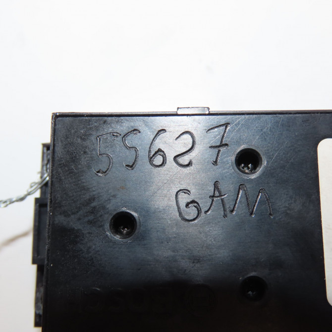 Commande lève-glace porte avant gauche occasion VOLKSWAGEN PASSAT IV Phase 1 10-1996->10-2000 1.9 TDI 110ch 3B5959793G 5