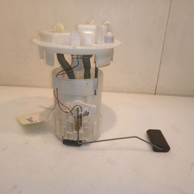 Jauge a carburant occasion PEUGEOT 2008 Phase 1 01-2013->... 1.6 E-HDI 92ch 9674461380 2