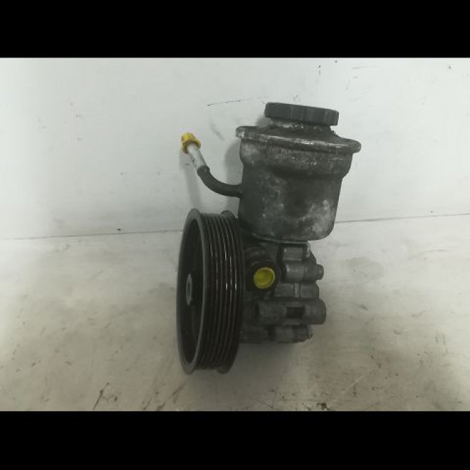Pompe direction assistee occasion TOYOTA AVENSIS II Phase 2 BREAK 08-2006->11-2009 2.0 D-4D 126ch 4431005120 2