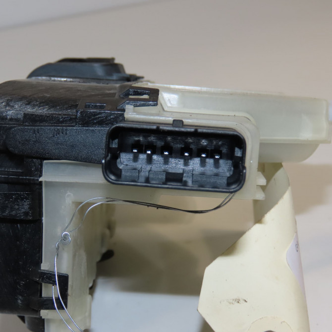 Serrure porte avg occasion  9816343480 5