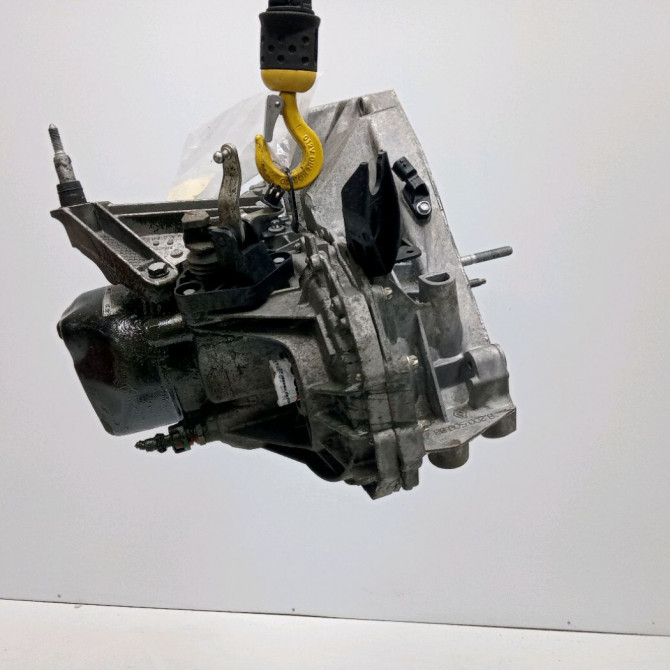 Boîte à vitesse mecanique occasion RENAULT CLIO III Phase 2 03-2009->12-2014 1.5 DCI 90ch 8201115695 5