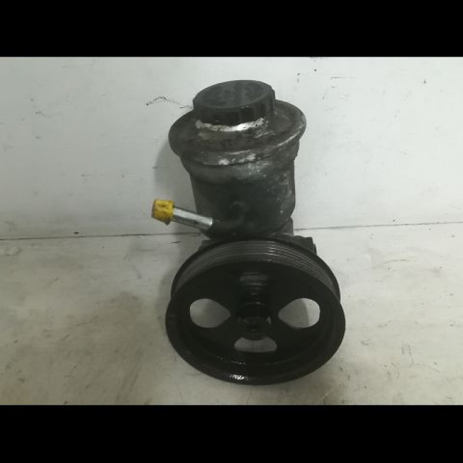 Pompe direction assistee occasion TOYOTA AVENSIS II Phase 2 BREAK 08-2006->11-2009 2.0 D-4D 126ch 4431005120 3