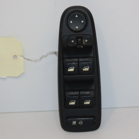 Commande lève-glace porte avant gauche occasion CITROEN C4 PICASSO I Phase 1 04-1995->04-1999 2.0 HDI 138ch 6554YC