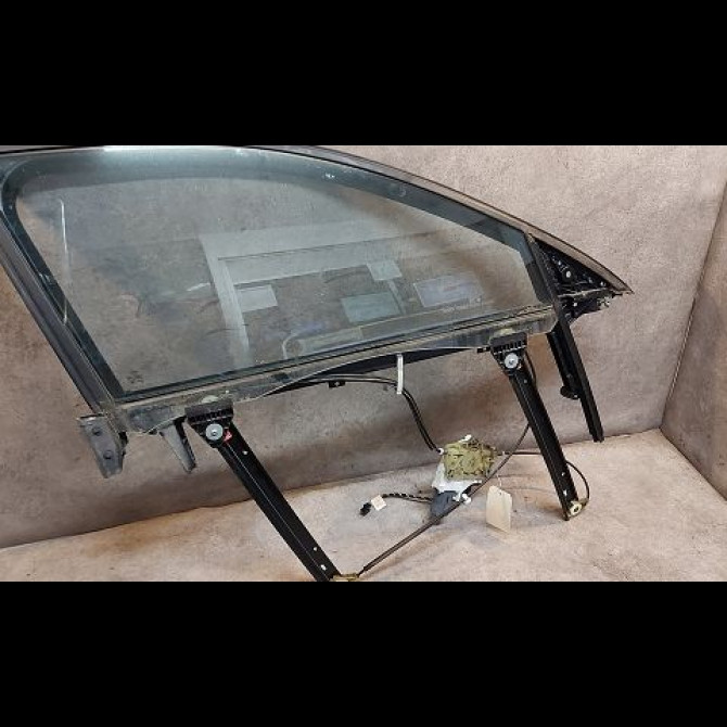 Mecanisme + moteur lève-glace avant droit occasion AUDI A6 III Phase 1 05-2004->10-2008 2.4i V6 180ch 4F0837462D 1