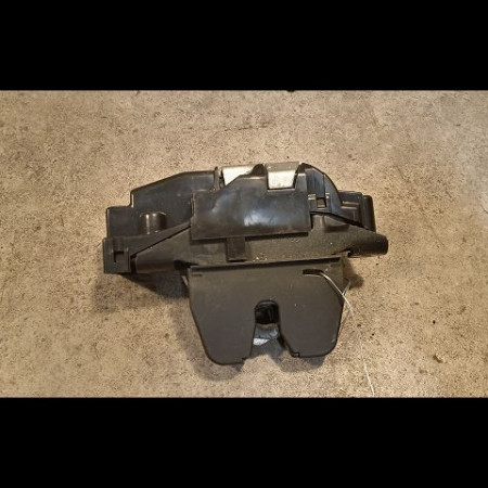 Serrure coffre arrière occasion CITROEN C5 II Phase 1 04-2008->... 2.0 HDi 138ch 8719G6