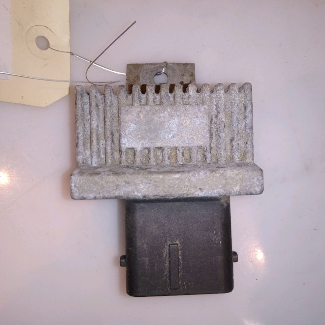 Boitier de préchauffage occasion PEUGEOT 207 CC Phase 1 03-2007->... 1.6 HDI 112ch 9645668680 1