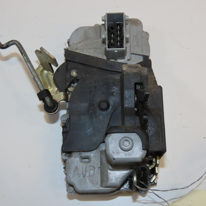 Serrure porte avd occasion CITROEN XSARA Phase 1 02-1998->09-2000 1.9 D 9136J2 2