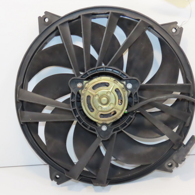 Ventilateur de refroidissement occasion CITROEN XSARA Phase 2 09-2000->12-2005 1.4i 1253A4 2