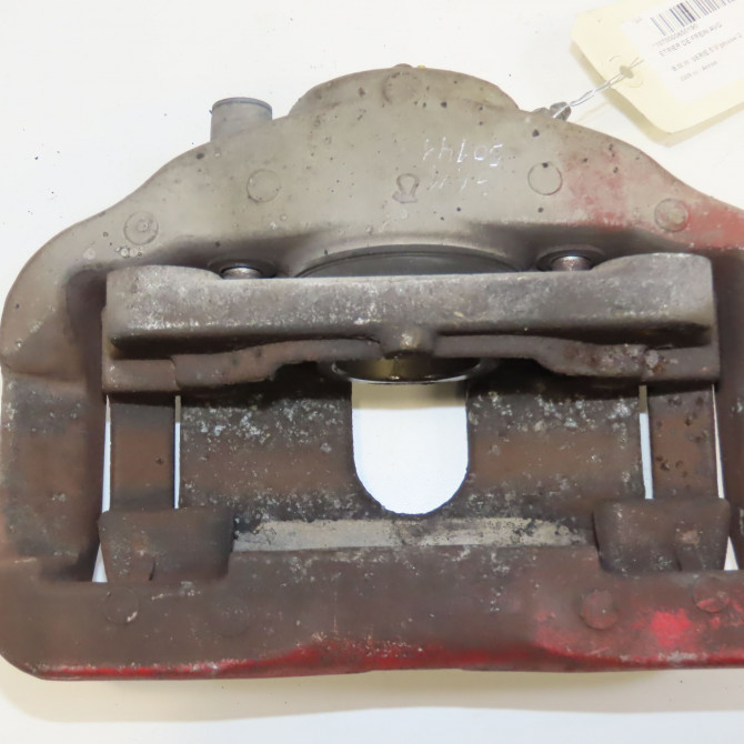Etrier de frein avant gauche occasion B.M.W. SERIE 5 V phase 2 TOURING 03-2007->05-2010 34116753659 4