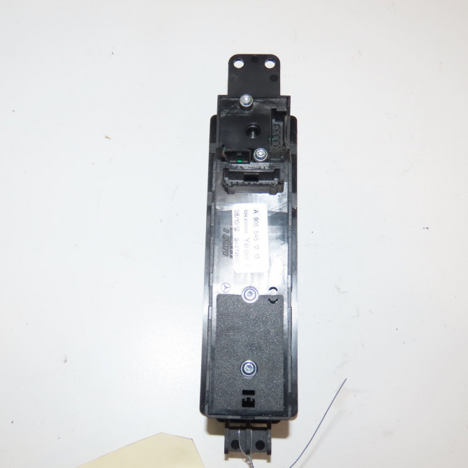 Commande lève-glace porte avant gauche occasion MERCEDES SPRINTER II Phase 1 06-2006->... 311 CDI 109ch 2