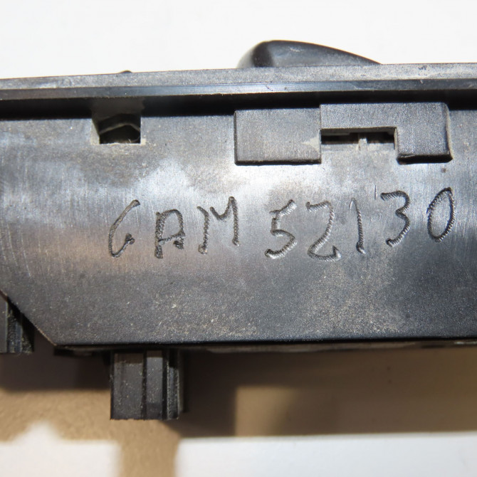 Commande lève-glace porte avant gauche occasion MERCEDES SPRINTER II Phase 1 06-2006->... 311 CDI 109ch 5