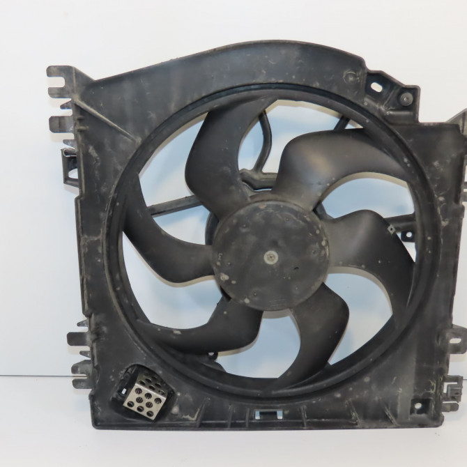 Ventilateur de refroidissement occasion NISSAN MICRA III Phase 1 01-2003->07-2005 1.5 DCI 82ch 21481AY610 1