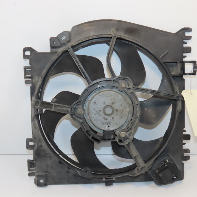 Ventilateur de refroidissement occasion NISSAN MICRA III Phase 1 01-2003->07-2005 1.5 DCI 82ch 21481AY610 2