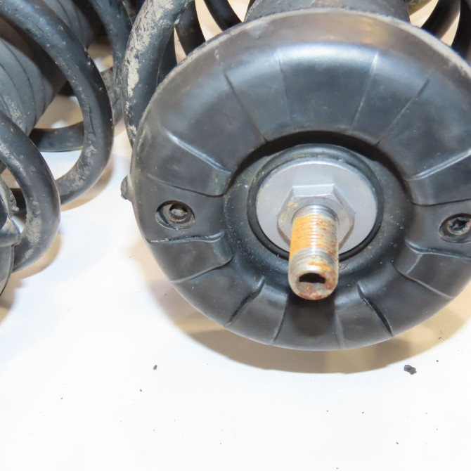 Amortisseur avant droit occasion PEUGEOT 3008 I Phase 1 04-2009->12-2013 2.0 HDI 150ch 5208E7 3