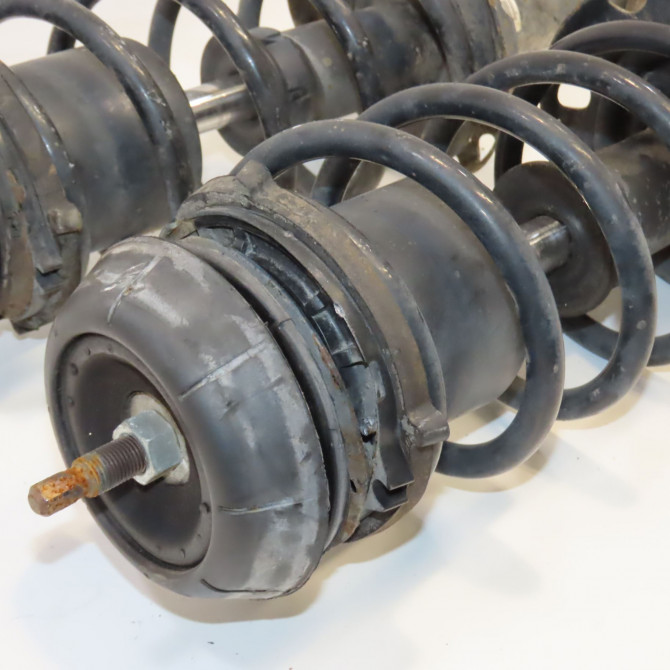 Amortisseur avant droit occasion OPEL CORSA III Phase 2 08-2003->09-2006 1.2i 80ch 72119118 2