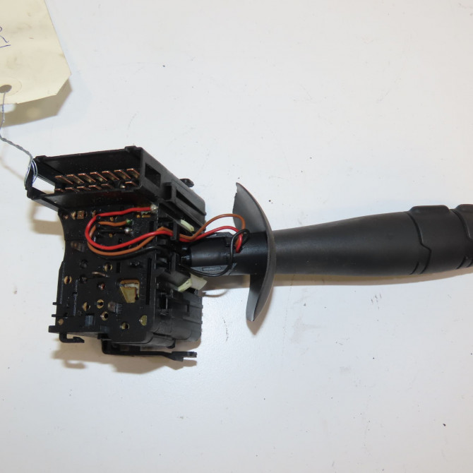 Commande clignotant occasion RENAULT TWINGO II Phase 1 06-2007->11-2011 1.5 DCI 65ch 7701072110 2