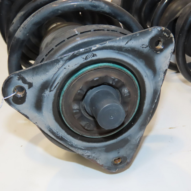 Amortisseur avant droit occasion RENAULT KADJAR Phase 1 06-2015->... 1.2 TCE 130ch 543024EA3A 3