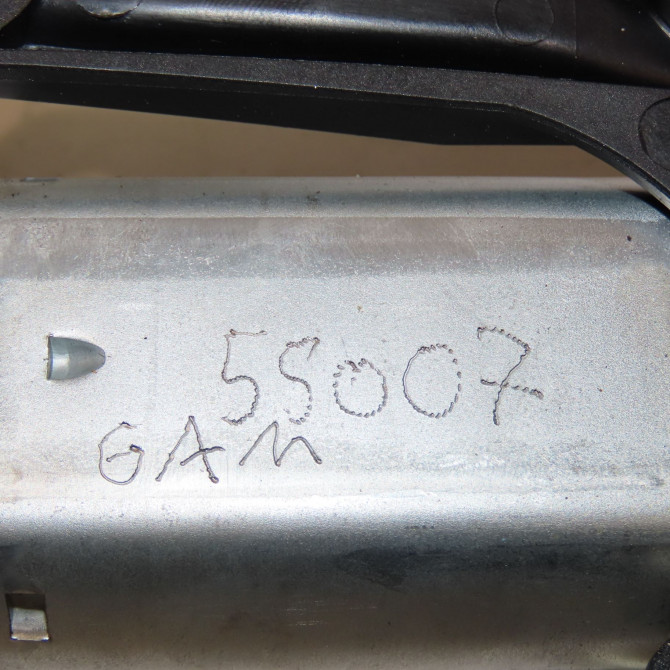 Moteur essuie-glace arrière occasion RENAULT CLIO II Phase 2 06-2001->07-2006 1.5 DCI 65ch 8200071214 5